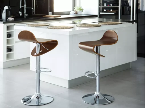 Lot De 2 Tabourets De Bar Bois Foncé LIVERPOOL -Meilleur Meubles Magasin tabouret haut 23896215